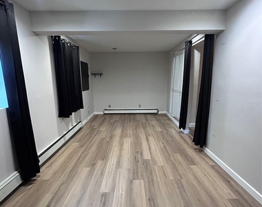 21a Thorney Avenue - Photo Thumbnail 6