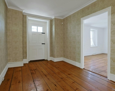 105 S Greenbush Road - Photo Thumbnail 2