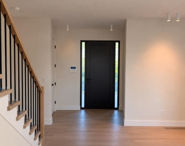 124 Nelson Avenue - Photo Thumbnail 15