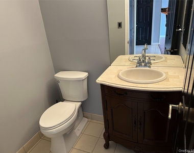 132 Fairfield Drive - Photo Thumbnail 17