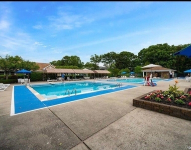 132 Fairfield Drive - Photo Thumbnail 24