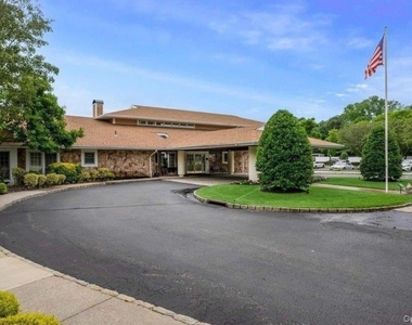 132 Fairfield Drive - Photo Thumbnail 21