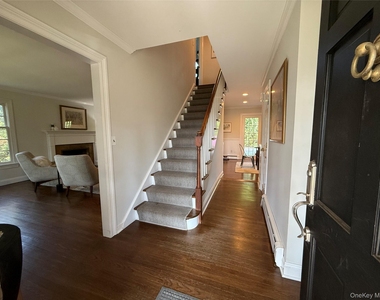 21 Westbank Road - Photo Thumbnail 2