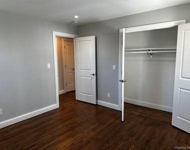 56 Marwood Road N - Photo Thumbnail 7