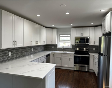 56 Marwood Road N - Photo Thumbnail 1