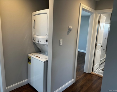56 Marwood Road N - Photo Thumbnail 6