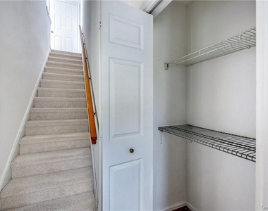 599 Midland Avenue - Photo Thumbnail 11