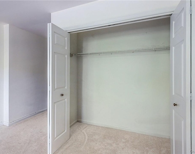 599 Midland Avenue - Photo Thumbnail 19