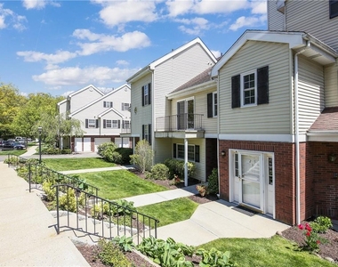 599 Midland Avenue - Photo Thumbnail 1