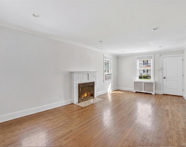 26 Montross Street - Photo Thumbnail 8