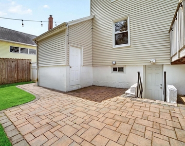 26 Montross Street - Photo Thumbnail 28