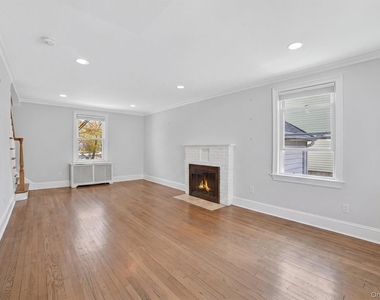 26 Montross Street - Photo Thumbnail 4