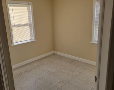333 Brinton Avenue - Photo Thumbnail 8