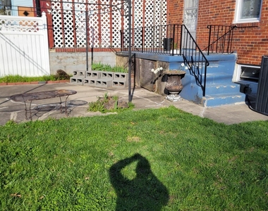 333 Brinton Avenue - Photo Thumbnail 9