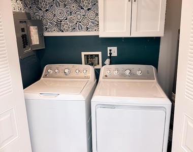 1511 Pebble Place - Photo Thumbnail 21