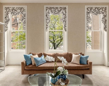 164 E 70th Street - Photo Thumbnail 21
