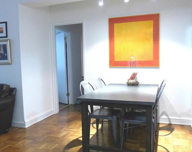40 Central Park S - Photo Thumbnail 2
