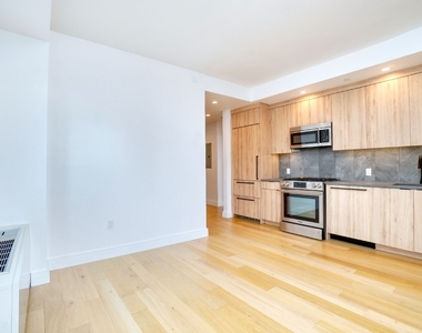 24-16 Queens Plaza S - Photo Thumbnail 1