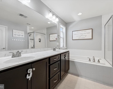 31 Orchid Lane - Photo Thumbnail 27