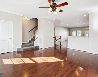 7106 Santa Cruz Place - Photo Thumbnail 5