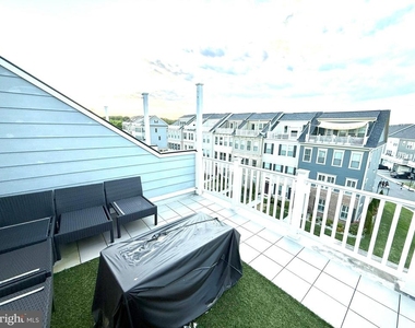 17255 Herring Gull Lane - Photo Thumbnail 30