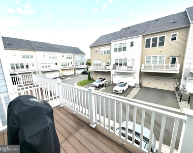 17255 Herring Gull Lane - Photo Thumbnail 10