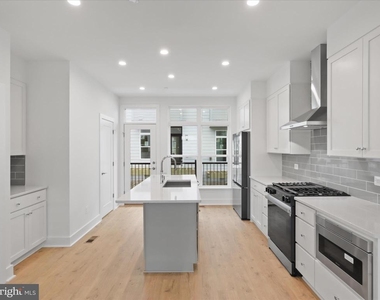 2064 Tysons Ridgeline Road - Photo Thumbnail 9