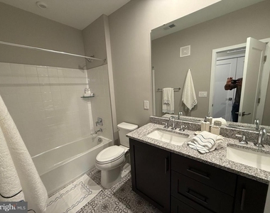 7567 Sawyer Farm Way - Photo Thumbnail 17
