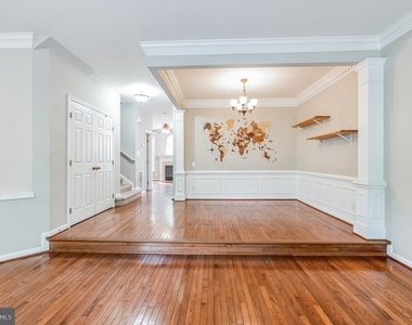 12876 Fair Valley Court - Photo Thumbnail 2