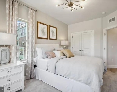 2111 Acadia Road - Photo Thumbnail 16