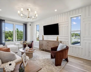 2111 Acadia Road - Photo Thumbnail 8