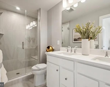 2111 Acadia Road - Photo Thumbnail 14