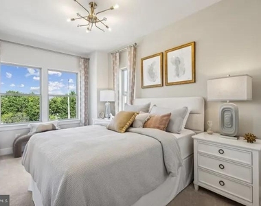 2111 Acadia Road - Photo Thumbnail 15