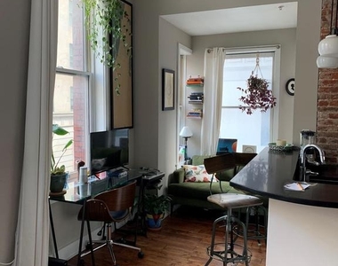 126 S 16th Street - Photo Thumbnail 2