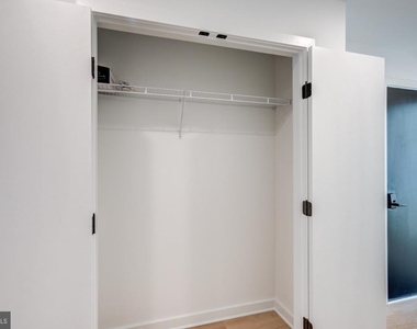 2329 Ellsworth Street - Photo Thumbnail 8