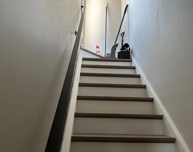 1210 N Taylor Street - Photo Thumbnail 22