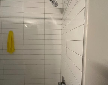 1210 N Taylor Street - Photo Thumbnail 9