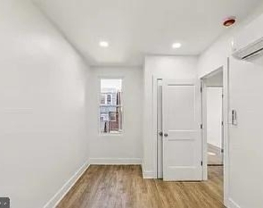 6603 Ogontz Avenue - Photo Thumbnail 9