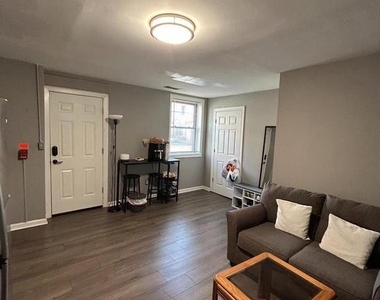 119 W Susquehanna Avenue - Photo Thumbnail 8