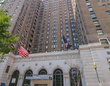 1701 Locust Street - Photo Thumbnail 31
