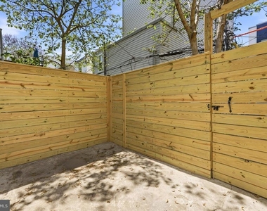 1510 S Capitol Street - Photo Thumbnail 8