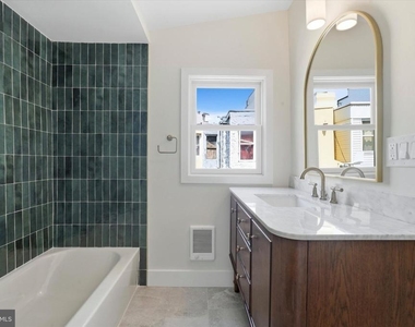 1510 S Capitol Street - Photo Thumbnail 12