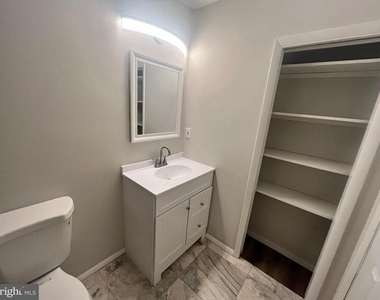 611 Old Elm - Photo Thumbnail 1