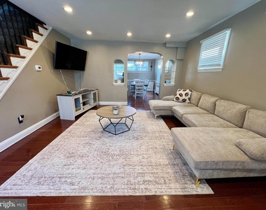 317 Barker Avenue - Photo Thumbnail 4