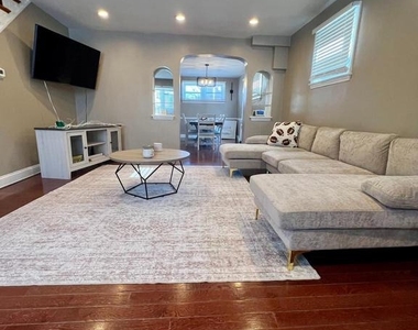 317 Barker Avenue - Photo Thumbnail 22