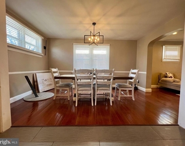 317 Barker Avenue - Photo Thumbnail 21