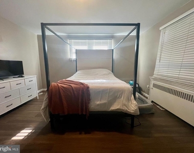317 Barker Avenue - Photo Thumbnail 11