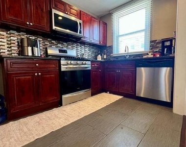 317 Barker Avenue - Photo Thumbnail 9