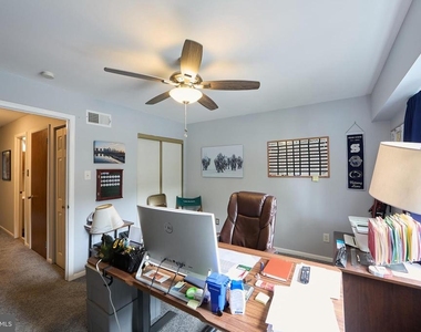 242 Summit House - Photo Thumbnail 11