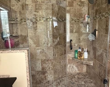 108 Parkside Drive - Photo Thumbnail 21